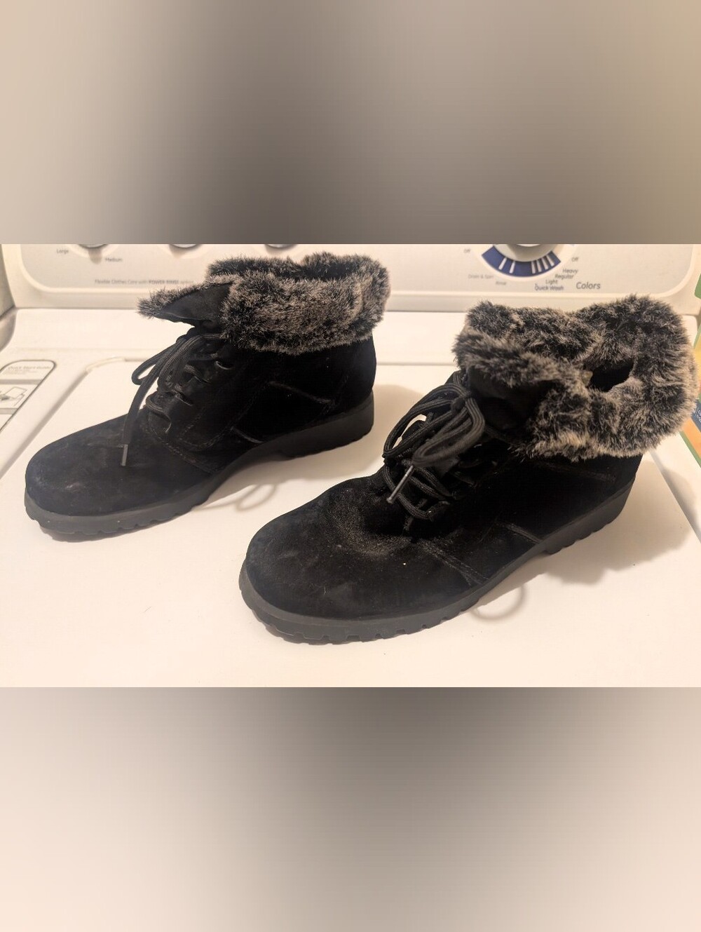 Cobbie Cuddlers Boots Womens Sz-8 nkle Booties 27910 Black Suede Faux Fur Trim
